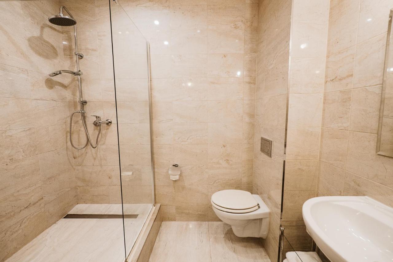 Hotel Groman Sekocin Extérieur photo