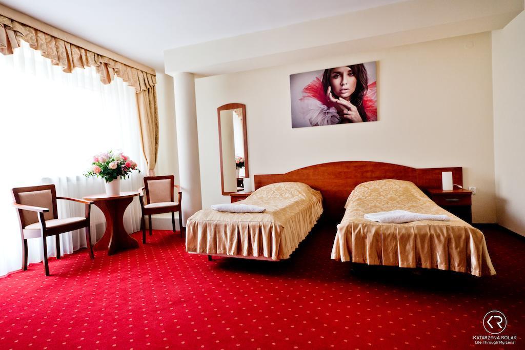 Hotel Groman Sekocin Chambre photo