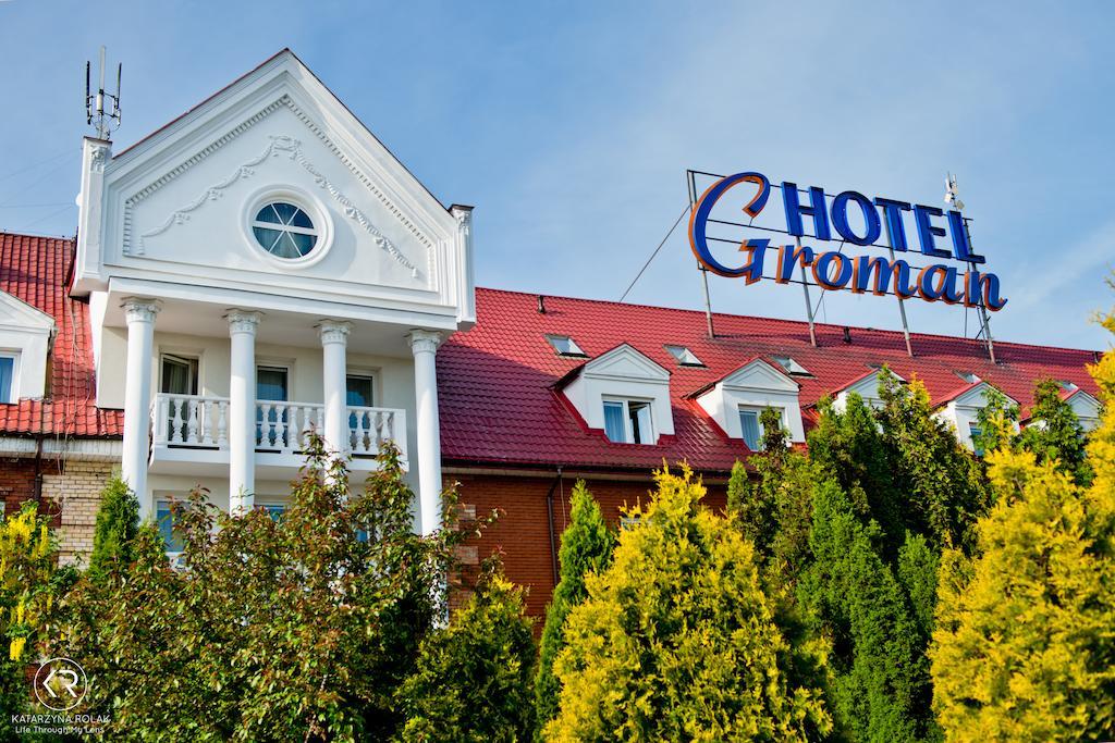 Hotel Groman Sekocin Extérieur photo