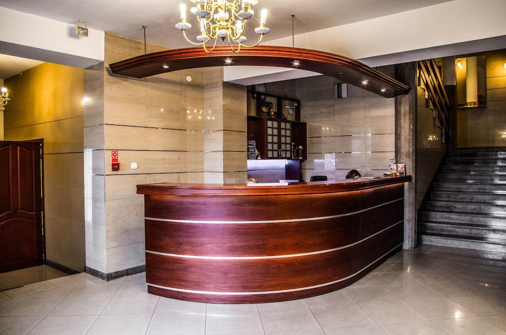 Hotel Groman Sekocin Extérieur photo