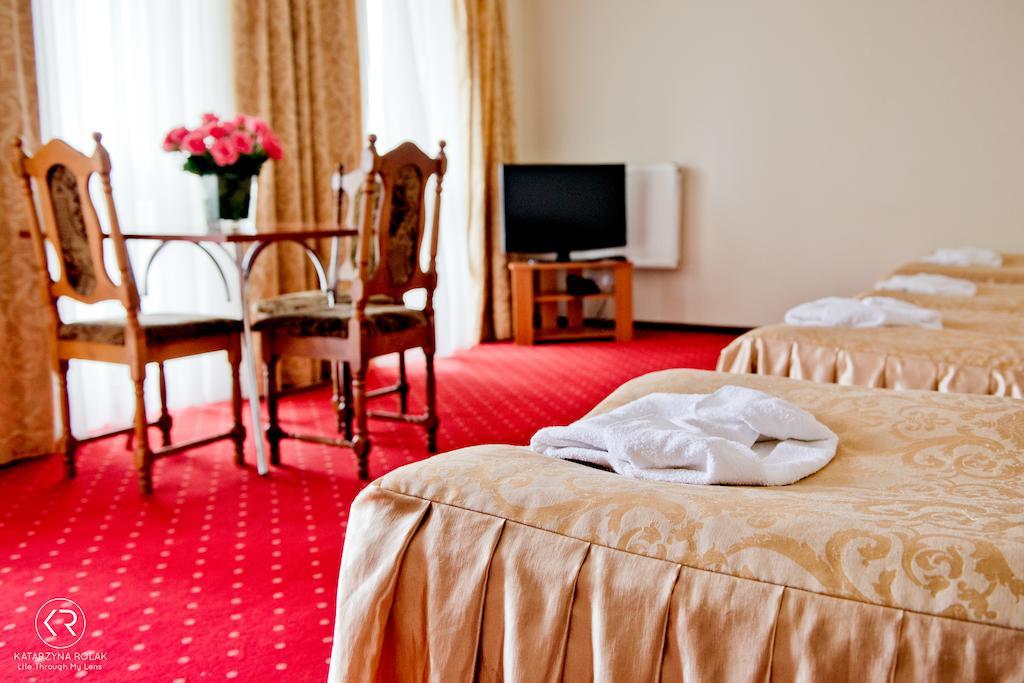 Hotel Groman Sekocin Chambre photo